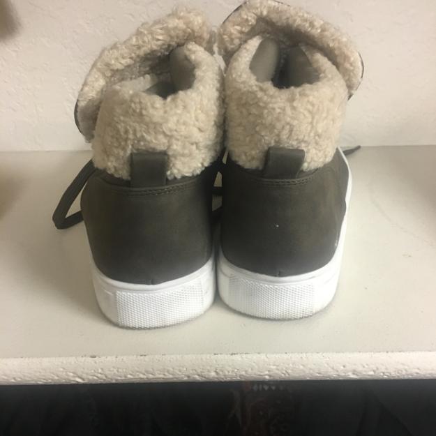 Z-Mkt | Report High-Top Faux Fur Ankle Sneaker Boot | Olive Green | Women’s 8.5